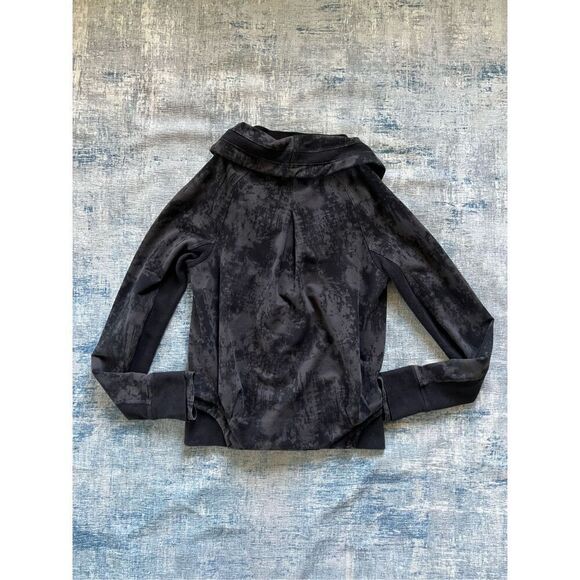 Lululemon To Class Sea Bed Black Deep Coal / Black Button Front Jacket Size 8 - Picture 2 of 8